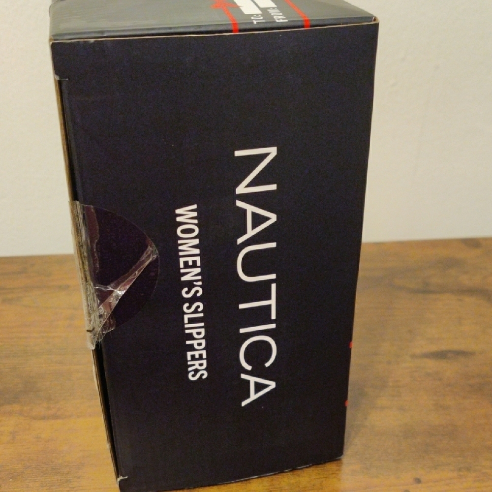 Nautica Beige Plush Slippers - Picture 11 of 15